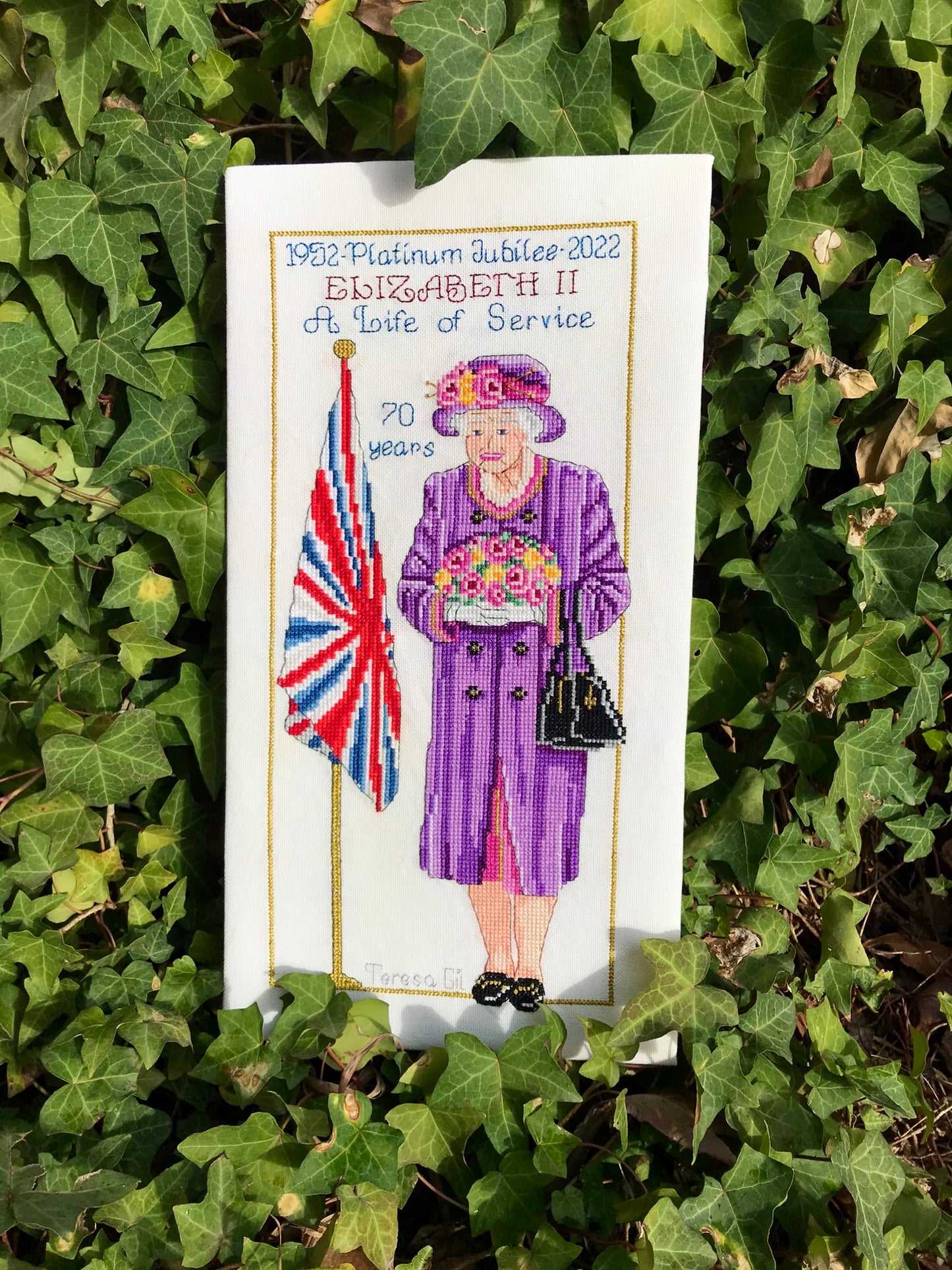 A Life of Service Queen Elisabeth II Counted Cross Stitch Chart Pattern Instant Download